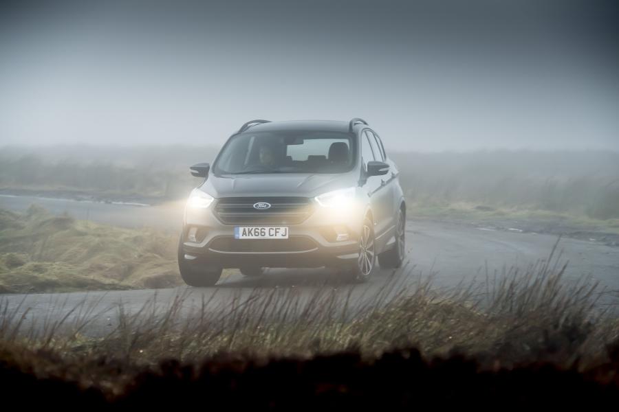  Ford Kuga ST-Line 2017 года  (UK) (фото 22 из 63)